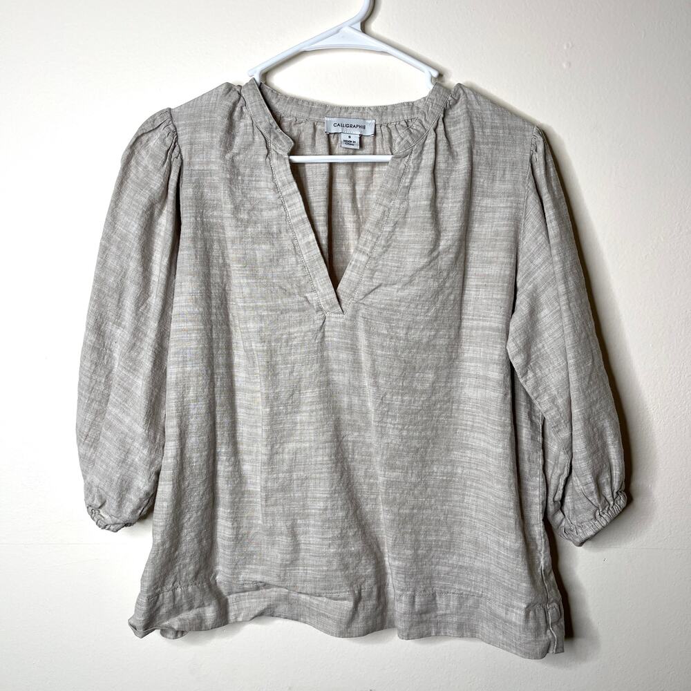 Calligraphie Linen Cotton Blouse Top Women's Small Beige V Neck Split 3/4 Sleeve